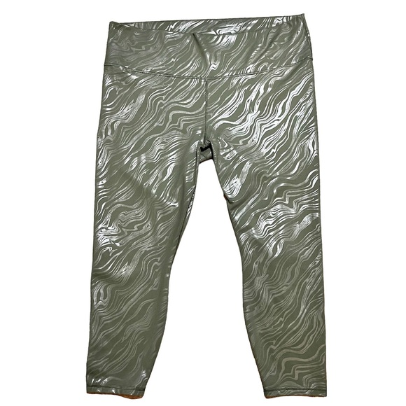 Fabletics Define Power Hold High Waisted Ranger Green Marbleize Print Leggings - Picture 4 of 16